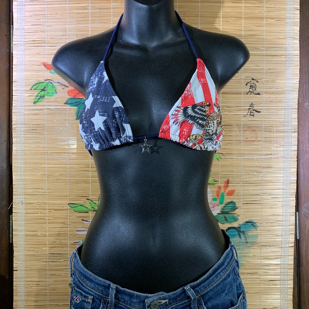 Screaming Eagle American Flag triangle top